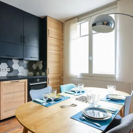 Daire Spacious Flat In The 16th District - - Welkeys *